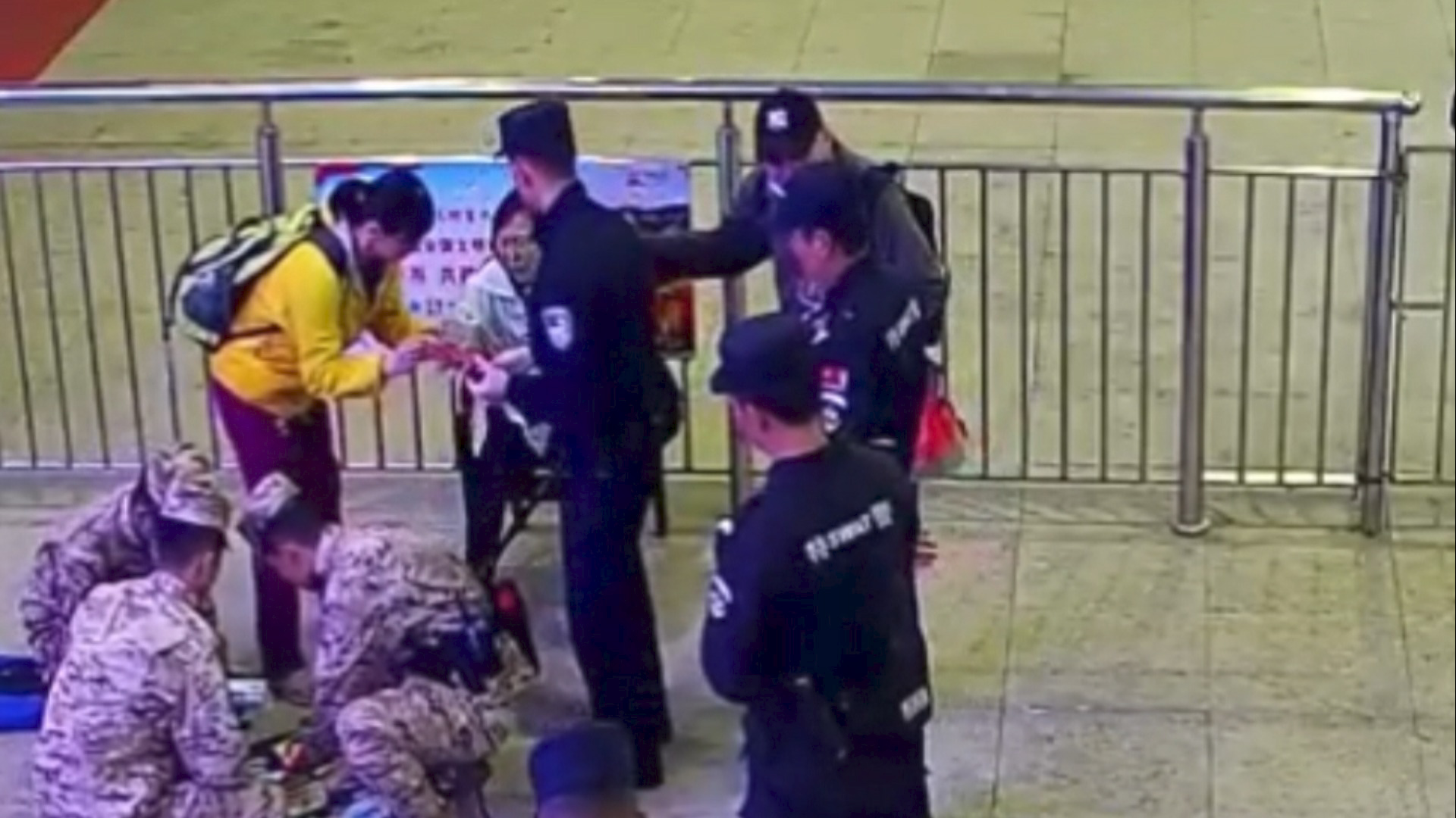 ���� 01.00_13_12_22.Still031.jpg