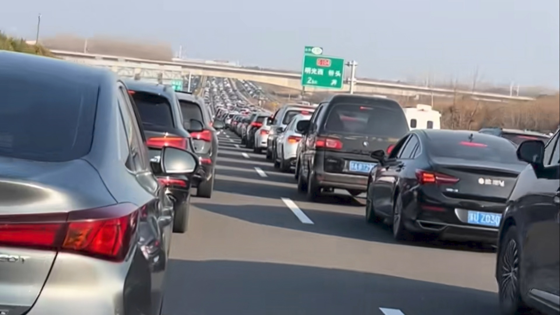 ���� 01.00_12_57_03.Still033.jpg