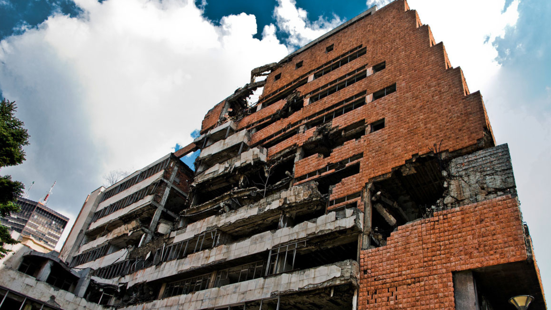 ���� 01.00_35_35_18.Still005.jpg