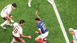 ������2-0սʤ����_ʱ��ʮ�����ط����籭����_�������ͷ���ݳ�ҹ��1-BV1p8Ne6EETp.jpg